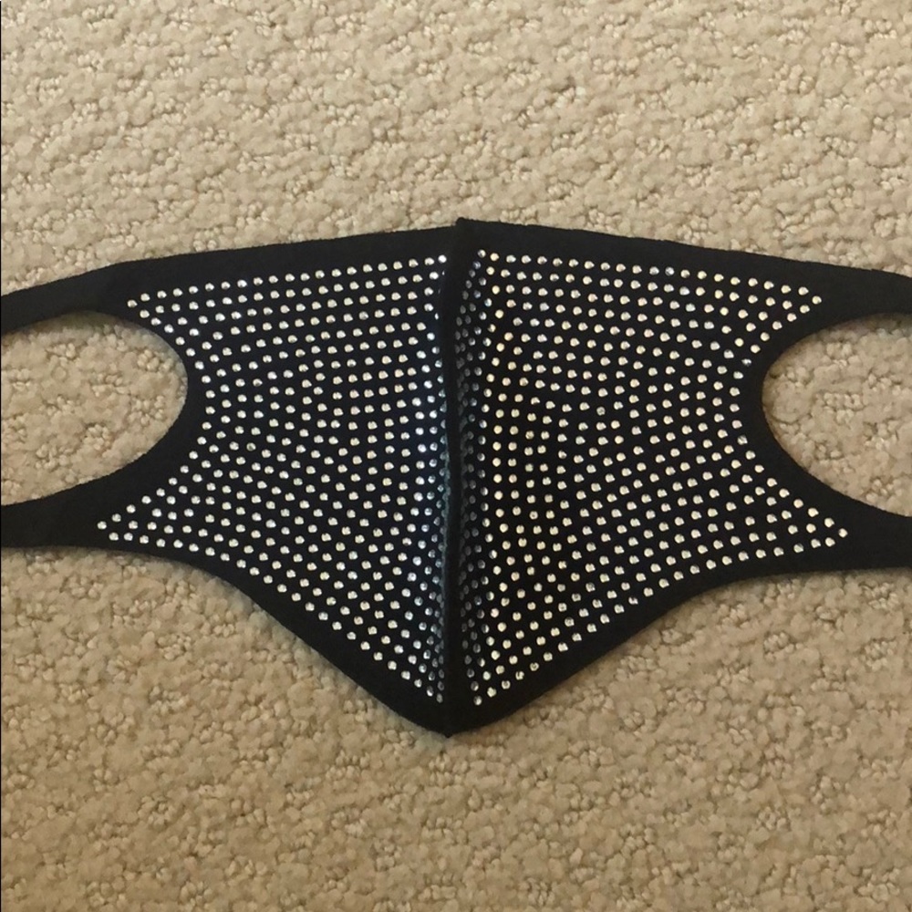 Black Rhinestone Mask - Picture 2 of 4